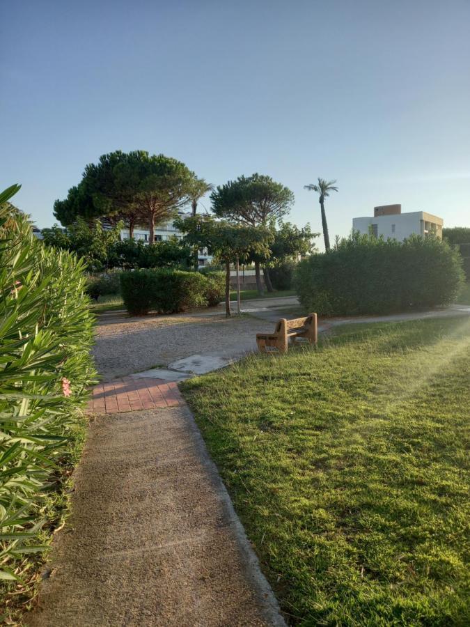 Appartement SAINT CYPRIEN Plage Résidence Les Mas de la Mer Esterno foto