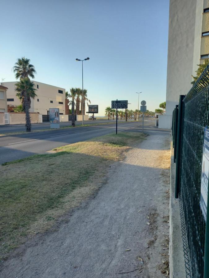 Appartement SAINT CYPRIEN Plage Résidence Les Mas de la Mer Esterno foto